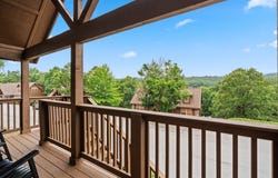 76 Bells Avenue, Branson West, MO 65737