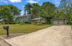 110 Wheatridge Road, Valparaiso, IN 46385
