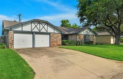 3105 Steeplechase Trail, Arlington, TX 76016