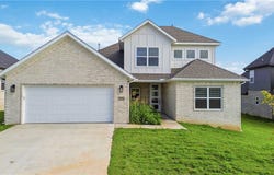 910 Trestle Lane, Centerton, AR 72719