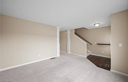 587 Surrey Drive, Aurora, OH 44202