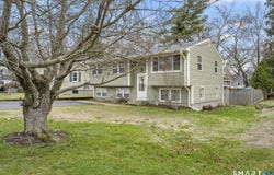 113 Warner Street, Groton, CT 06340