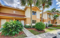 834 NW 91st Ter, Plantation, FL 33324