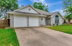 2705 Canterbury Street, Euless, TX 76039