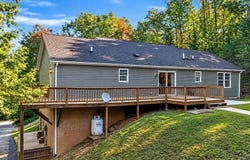145 S WOODLAND AVE, BUENA VISTA, VA 24416