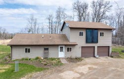 29287 Hoff Dr, Cohasset, MN 55721