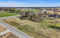 102 Jenna Lane, Gravette, AR 72764