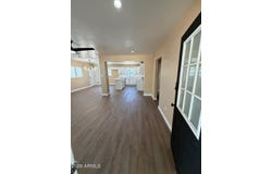 6632 N 60TH Avenue, Glendale, AZ 85301