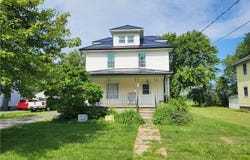 257 N Main Street, Lyndonville, NY 14098