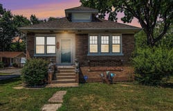 2862 Willowdale Road, Portage, IN 46368