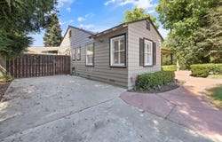 1708 W Myrtle Avenue, Visalia, CA 93277