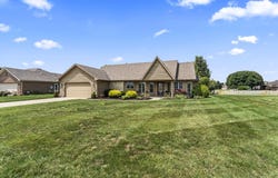 170 Carriage Crossing Way, Troy, OH 45373