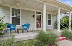 977 Ball St, IA 52245