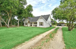 780 County Road 389, Granger, TX 76530