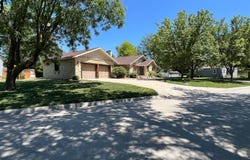1302 N Mill St, Beloit, KS 67420