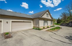 1204 St. Andrews Drive, South Strabane, PA 15301