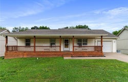 606 S Thornton Street, Richmond, MO 64085