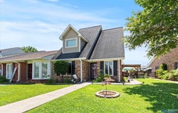 2413 Remington Circle SW, Decatur, AL 35601