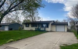 2950 S Iris Drive, Beloit, WI 53511
