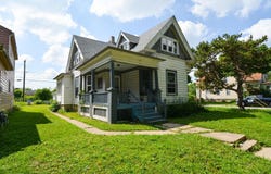 5277 N 38th St, Milwaukee, WI 53209