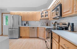 11035 38th Place N, Plymouth, MN 55441