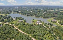 Lot 3 W Arrowhead Lake Drive, Columbia, MO 65203