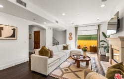 851 19th St, Santa Monica, CA 90403