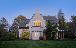 14 Leroy Avenue, Newport, RI 02840