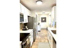 925 S WEST Court, APPLETON, WI 54915