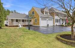 2 Commons Drive, Carver, MA 02330