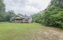 1512 Old Bridge Rd, Cantonment, FL 32533