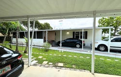 11481  SW 9th St, Davie, FL 33325