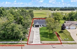 1125 S 30th, Escanaba, MI 49829