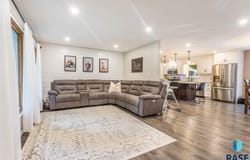 1002 N Carol St, Luverne, MN 56156