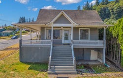 406 W C St, Rainier, OR 97048