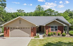11 Potomac Drive, Hillsboro, MO 63050