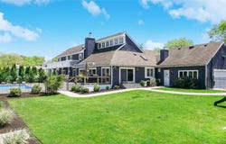 7 Buscher Court, Brookhaven, NY 11719