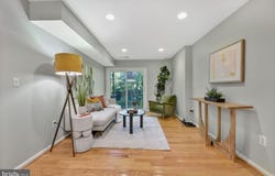 2050 N CALVERT STREET, ARLINGTON, VA 22201