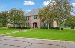 1511 Colleen Avenue, Arden Hills, MN 55112