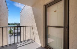1130 N LAKE PARKER AVENUE, LAKELAND, FL 33805
