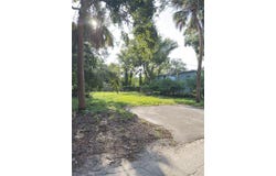 10122 N 11TH STREET, TAMPA, FL 33612