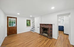 34 North St, Bloomsbury Boro, NJ 08804-3087