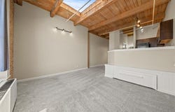 308 W 8th Street, Kansas City, MO 64105