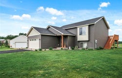 17098 110th Street SE, Becker Twp, MN 55308