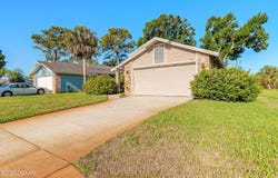 929 N Lakewood Terrace, Port Orange, FL 32127