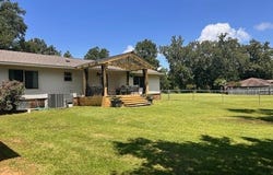 1200 S Grandview Dr, DeWitt, AR 72042