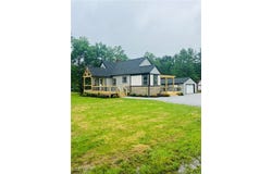 6201 Peck Road, Ravenna, OH 44266