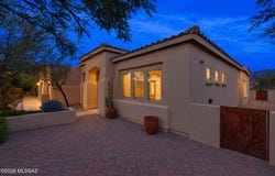 12756 N White Diamond Place, Oro Valley, AZ 85755