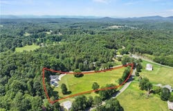 6592 Rufus Bryant, Dahlonega, GA 30533