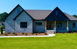 48 LAKESIDE Dr, Jasper, AL 35504